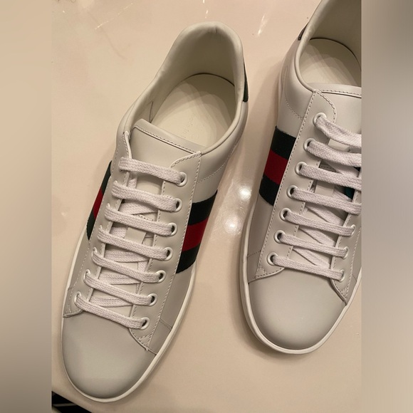 AUTHENTIC Gucci Ace - Picture 2 of 4